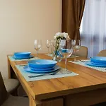 Stylish Apartment - Iztok
